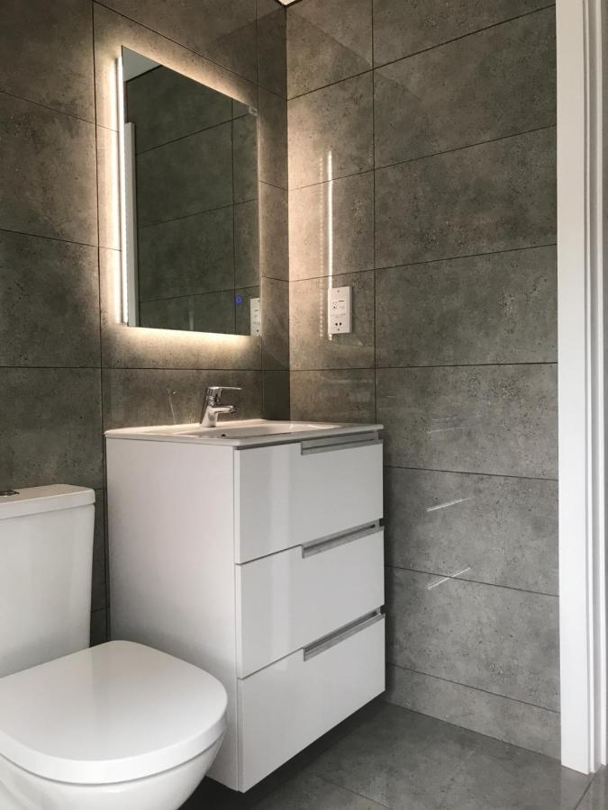 نيوينت Stunning Rural Apartment, Walking Distance To Three Choirs Vineyard & Restaurant, Gloucestershire المظهر الخارجي الصورة