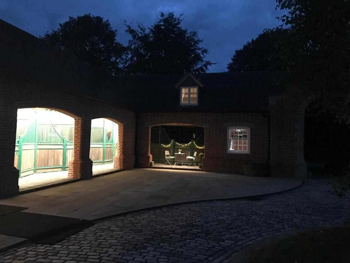 نيوينت Stunning Rural Apartment, Walking Distance To Three Choirs Vineyard & Restaurant, Gloucestershire المظهر الخارجي الصورة